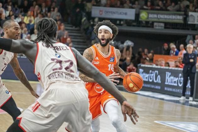 GER, EasyCredit BBL RASTA Vechta vs FC Bayern Muenchen 09 11 2025, RASTA Dome, Vechta, GER, EasyCredit BBL RASTA Vechta vs FC Bayern Muenchen pictured Tevin Brown Rasta 10 nordphotoxGmbHxx xKokenge nph00001