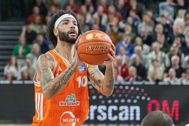 GER, EasyCredit BBL RASTA Vechta vs FC Bayern Muenchen 09 11 2025, RASTA Dome, Vechta, GER, EasyCredit BBL RASTA Vechta vs FC Bayern Muenchen pictured Tevin Brown Rasta 10 nordphotoxGmbHxx xKokenge nph00001