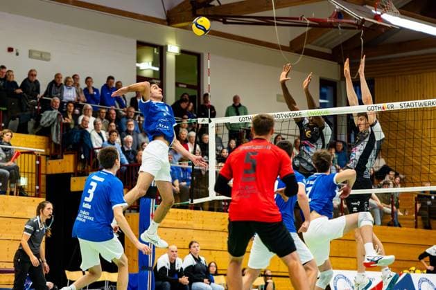 09 11 2025, GER, Volleyball, Season 2025 2026, Men, DVV Cup, Round of 16, Blue Volleys Gotha Barock Volleys MTV Ludwigsburg Jean Filippidis Blue Volleys Gotha 99867 Gotha Sporthalle Sportanlage Ernesti Thüringen Germany
