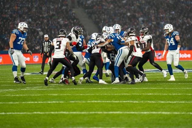 Germany, American Football, NFL, Week 10, 2025 2026, Indianapolis Colts Atlanta Falcons on 09 11 in Berlin Olympiastadion Bijan Robinson RB, Atlanta Falcons will be stopped Copyright: xSvenxHeidmannx