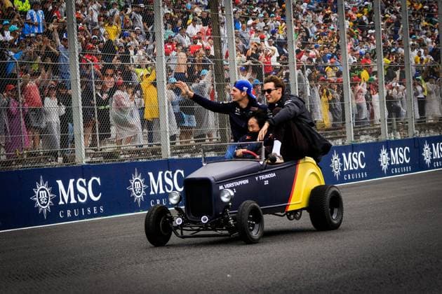 Grande Premio MSC Fórmula 1 Brasil SaO PAULO, SP - 09.11.2025: GRANDE PREMIO MSC FoRMULA 1 BRASIL - Brazilian Formula 1 Grand Prix MSC Cruises, in Sao Paulo, this Sunday (09) at the JosÃ Carlos Pace racetrack in Interlagos, south of the city of Sao Paulo. In the photo, the traditional parade of drivers before the main race. (Photo: Aloisio Mauricio Fotoarena) x2839007x  AloisioxMauricio