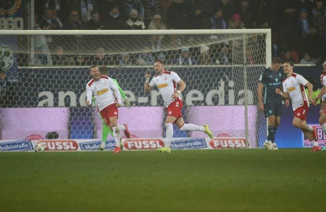 Soccer, Men, 3 League, Season 2025 2026, SSV Jahn Regensburg TSV 1860 Munich, Jahnstadion 1 0 by Lucas Hermes SSV Jahn Regensburg , Goal, Cheering