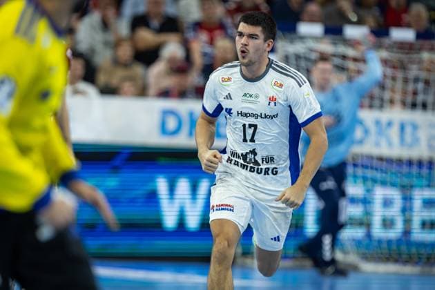 DAIKIN HBL SG Flensburg Handewitt vs. Handball Sport Verein Hamburg 09 11 25 Cheering goal celebration at Kaj Geenen Nr 17, Handball Sportverein Hamburg DAIKIN HBL SG Flensburg Handewitt vs. Handball Sport Verein Hamburg, GP JOULE Arena on 09 11 25 Copyright: xBEAUTIFULxSPORTS MarioxM.xKobergx
