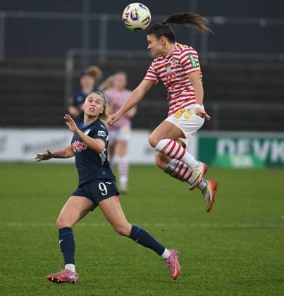 09 11 2025, xophax, Fußball , Frauen Bundesliga Google Pixel Frauen Bundesliga 25 26 1 FC Köln vs TSG Hoffenheim Martyna Wiankowska , right 1 FC Köln and Jill Janssens TSG Hoffenheim , left DFL DFB REGULATIONS PROHIBIT ANY USE OF PHOTOGRAPHS as IMAGE SEQUENCES and or QUASI VIDEO Koeln