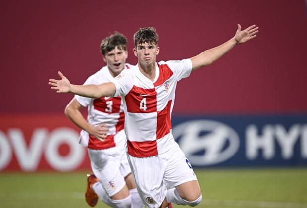 Football, Junior U 17 World Cup 2025 in Doha Qatar Preliminary round 09 11 2025 Group C Croatia Costa Rica CHEERS Croatia Goalscorer 2 0 Raul Kumar