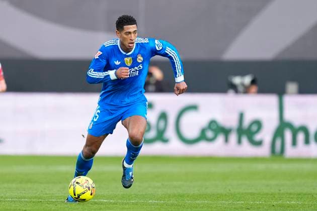 November 9, 2025, Madrid, Madrid, Spain: Jude Bellingham of Real Madrid CF in action during the Spanish League, LaLiga EA Sports, football match played between Rayo Vallecano and Real Madrid C.F. at Estadio de Vallecas on November 9, 2025, in Madrid, Spain. Madrid Spain - ZUMAa181 20251109_zaa_a181_117 Copyright: xOscarxJ.xBarrosox