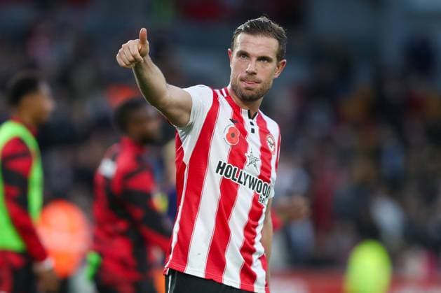 Jordan Henderson of Brentford reacts by showing a thumbs up after the match Brentford v Newcastle United, Football, Premier League, The Gtech Community Stadium, London, UK, 09 11 25 EDITORIAL USE ONLY No use with unauthorised audio, video, data, fixture lists (outside the EU), club league logos or live services. Online in-match use limited to 45 images (+15 in extra time). No use to emulate moving images. No use in betting, games or Copyright: xAnthonyxHanc Shutterstockx 15726224ai