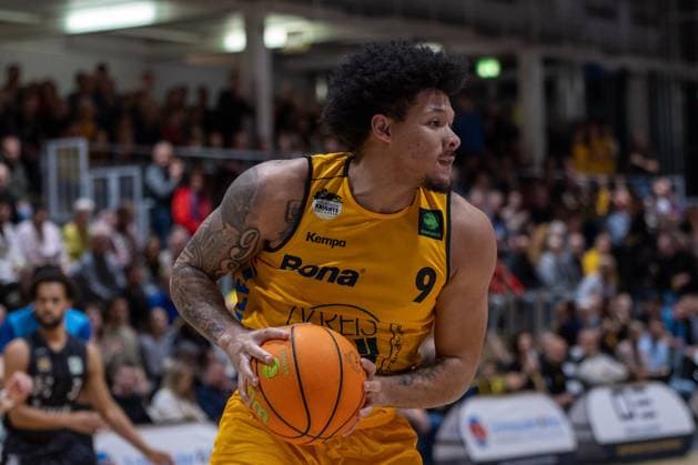 Tylan James Pope Bozic Estriche Knights Kirchheim, 09 GER, Bozic Estriche Knights Kirchheim vs Tigers Tuebingen, BARMER 2 Basketball Bundesliga, 08 Matchday, Season 2025 2026, 09 11 2025 GER, Bozic Estriche Knights Kirchheim vs Tigers Tuebingen, BARMER 2 Basketball Bundesliga, 08 Matchday, Season 2025 2026, 09 11 2025 Kirchheim an der Teck Copyright: xEibner-Pressefoto NinaxSanderx EP_NSR