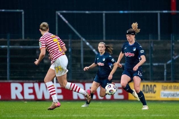 Wielle Douma TSG Hoffenheim, 13 on the ball, GER, 1 FC Koeln vs TSG 1899 Hoffenheim, Football Google Pixel Frauen Bundesliga, 10 Spieltag, Saison 2025 2026, 09 11 2025 DFB regulations prohibit any use of photographs as image sequences and or quasi video GER, 1 FC Koeln vs TSG 1899 Hoffenheim, Football Google Pixel Frauen Bundesliga, 10 Spieltag, Saison 2025 2026, 09 11 2025 Koeln Copyright: xEibner-Pressefoto Memmlerx EP_MMR
