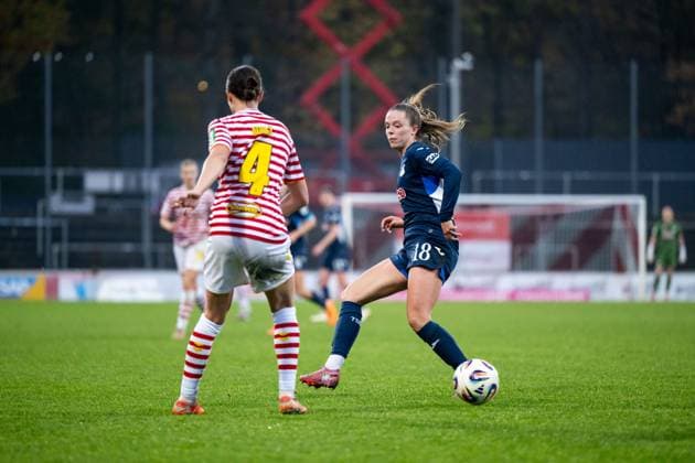 Valesca Ampoorter TSG Hoffenheim, 18 in duel with Sara Agrez FC Koeln, 4 , GER, 1 FC Koeln vs TSG 1899 Hoffenheim, Football Google Pixel Women Bundesliga, Matchday 10, Season 2025 2026, 09 11 2025 DFB regulations prohibit any use of photographs as image sequences and or quasi video GER, 1 FC Koeln vs TSG 1899 Hoffenheim, Football Google Pixel Women Bundesliga, Matchday 10, Season 2025 2026, 09 11 2025 Koeln Copyright: xEibner-Pressefoto Memmlerx EP_MMR