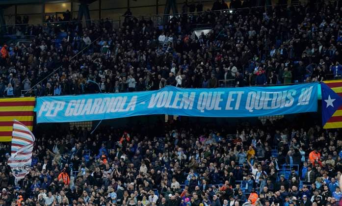 Manchester, England, 9th November 2025. Fans Tribute to Pep Guardiola coach of Manchester City 1000th game during the Manchester City vs Liverpool Premier League match at the Etihad Stadium, Manchester. Picture credit should read: Andrew Yates Sportimage EDITORIAL USE ONLY. No use with unauthorised audio, video, data, fixture lists, club league logos or live services. Online in-match use limited to 120 images, no video emulation. No use in betting, games or single club league player publications. SPI_017_AY_Man_City_Liverpool SPI-4280-0016
