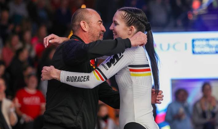 BAU 09 11 2025 Göppingen Artistic Cycling UCI Indoor Cycling World Championships 2025, f l womens singles, f l national coach Dieter Maute GER embraces world champion Jana Pfann GER