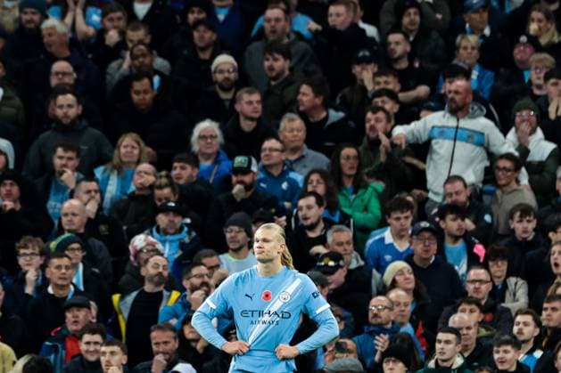 Premier League Manchester City v Liverpool Erling Haaland of Manchester City dejected after Giorgi Mamardashvili of Liverpool saves penalty kick during the Premier League match Manchester City vs Liverpool at Etihad Stadium, Manchester, United Kingdom, 9th November 2025 (Photo by Mark Cosgrove News Images) Manchester Etihad Stadium Manchester United, ManU Kingdom Copyright: xMarkxCosgrove NewsxImagesx