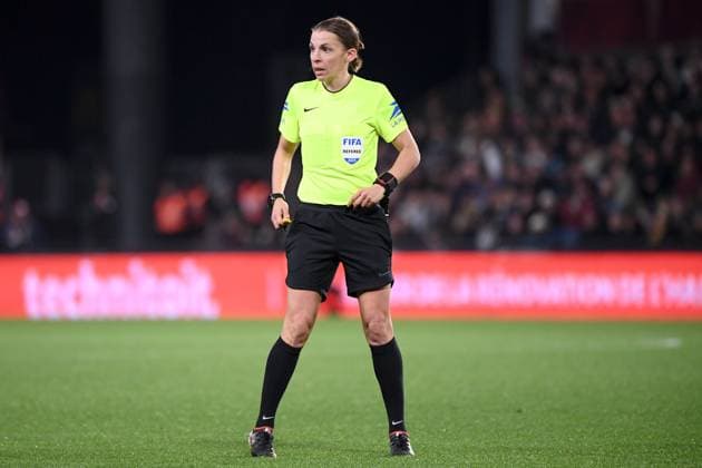FC Metz v OGC Nice - Ligue 1 McDonald s 2025 2026 Stephanie FRAPPART (ARBITRE) during the Ligue 1 McDonald s match between Metz and Nice at Stade Saint-Symphorien on November 9, 2025 in Metz, France. Metz France  Copyright: xFEPx 776348196