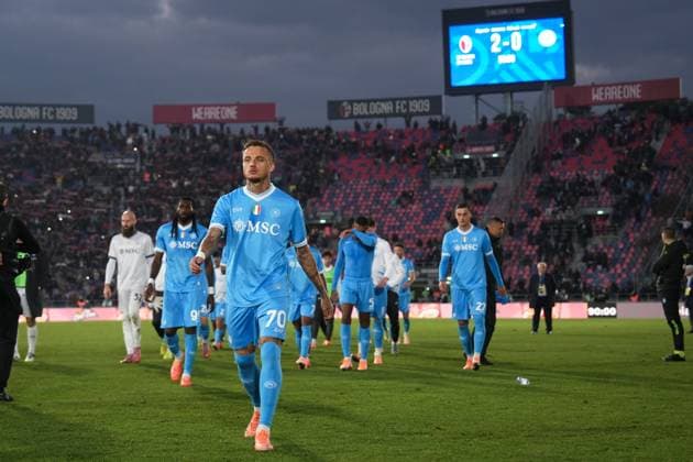 The players of Napoli leave the field with head down at the end of the Serie A soccer match between Bologna and Napoli at the Renato Dall™Ara Stadium in Bologna, north Italy - Sunday, November 9, 2025 -  Copyright: xMassimoxPaolone LaPressex