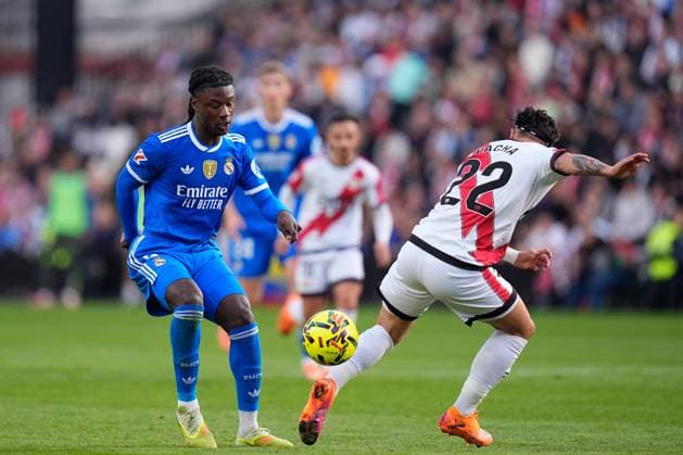 November 9, 2025, Madrid, Madrid, Spain: Eduardo Camavinga of Real Madrid CF in action during the Spanish League, LaLiga EA Sports, football match played between Rayo Vallecano and Real Madrid C.F. at Estadio de Vallecas on November 9, 2025, in Madrid, Spain. Madrid Spain - ZUMAa181 20251109_zaa_a181_141 Copyright: xDennisxAgyemanx