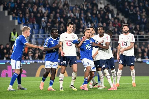 RC Strasbourg Alsace v LOSC Lille - Ligue 1 McDonald s 2025 2026 42 Abdoul OUATTARA (rcsa) - 07 Diego MOREIRA (rcsa) - 03 Nathan NGOY (losc) during the Ligue 1 McDonald s match between Strasbourg and Lille at Stade de la Meinau on November 9, 2025 in Strasbourg, France. Strasbourg France  Copyright: xFEPx 776348200
