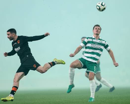 2025 Sports Direct FAI Cup Final, Aviva Stadium, Dublin 9 11 2025 Shamrock Rovers vs Cork City Cork City s Seanie Maguire with Daniel Cleary of Shamrock Rovers Seanie Maguire with Daniel Cleary 9 11 2025  Copyright: x INPHO BenxBradyx BB3_1872