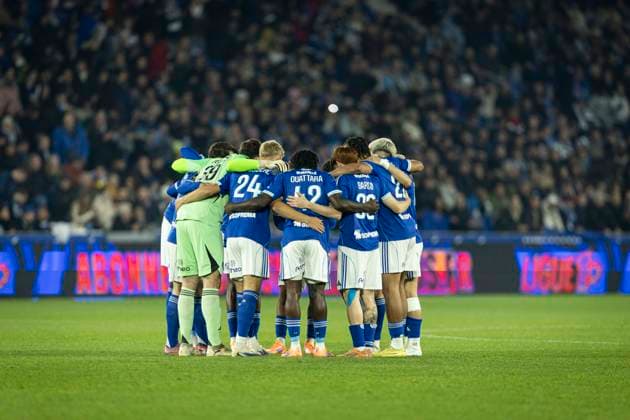 FOOTBALL: Ligue 1 Racing Strasbourg (RCS) vs Lille. 09 11 2025 Stade de la Meinau. Strasbourg - France Racing Strasbourg Team  Copyright: xelyxandroxcegarrax