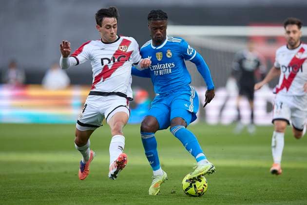 Eduardo Camavinga (Real Madrid CF) and Pedro Diaz (Rayo Vallecano) battle for the ball during the LaLiga EA Sports match between Rayo Vallecano v Real Madrid at Estadio de Vallecas on November 9, 2025 in Madrid, Spain. (Photo by Manu Reino DeFodi Images) Eduardo Camavinga Real Madrid CF and Pedro Diaz Rayo Vallecano battle for the ball during the LaLiga EA Sports match between Rayo Vallecano v Real Madrid at Estadio de Vallecas on November 9, 2025 in Madrid, Spain Photo by Manu Reino DeFodi Images