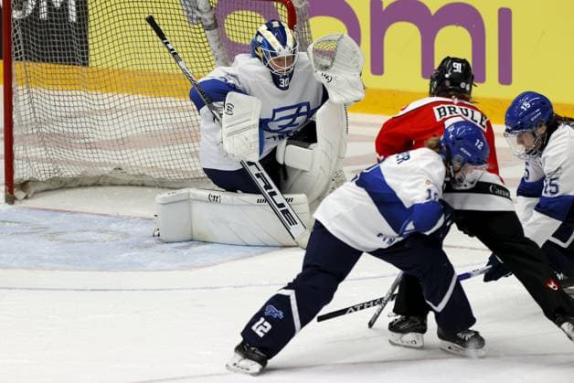 Emilie Brule 91 of Canada tries to score past goalkeeper Siiri Uusitalo 30 of Finland during ringette world championships final match Finland vs Canada in Lahti on November 9, 2025. Lahti Finland LKFTVX20251109192236HLGE  Copyright: xPepexKorteniemix LKFTVX20251109192236HLGE
