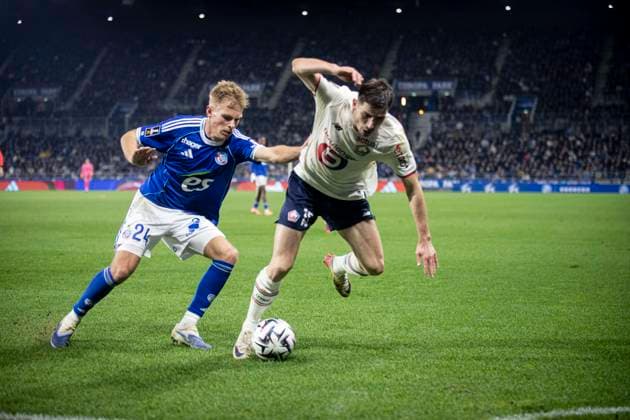 FOOTBALL: Ligue 1 Racing Strasbourg (RCS) vs Lille. 09 11 2025 Stade de la Meinau. Strasbourg - France Lucas Hogsberg 24 (RCS)  Copyright: xElyxandroxCEGARRAx