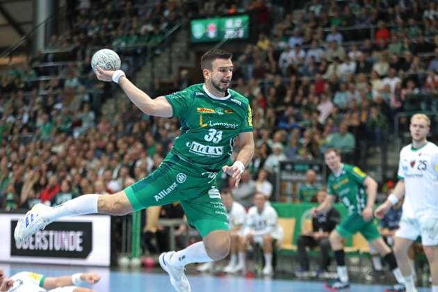 Handball DAIKIN HBL, SC DHfK Leipzig Füchse Berlin 09 11 2025 Luka Rogan 33, SC DHfK Leipzig Handball, DAIKIN HBL, 1 Bundesliga, Season 2025 2026, Matchday 11 SC DHfK Leipzig vs Füchse Berlin on 09 11 2025 at the Quarterback Immobilien Arena Leipzig Copyright: xBEAUTIFULxSPORTS JanxKaeferx