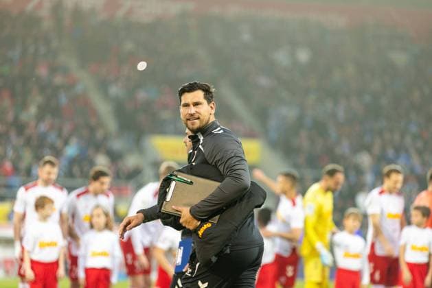 09 11 2025, Football, GER, Season, 3 Liga, Season 2025 2026, 14 Matchday, SSV Jahn Regensburg TSV 1860 München Philipp Tschauner Goalkeeping Coach SSV Jahn Regensburg DFL REGULATIONS PROHIBIT ANY USE OF PHOTOGRAPHS AS IMAGE SEQUENCES AND OR QUASI VIDEO
