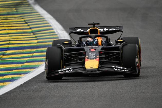 F1 - SAO PAULO GRAND PRIX 2025 01 VERSTAPPEN Max (nld), Red Bull Racing RB21, action during the 2025 Formula 1 Grande Premio de Sao Paulo, 2025 Sao Paulo Grand Prix, 21th round of the 2025 FIA Formula One World Championship, WM, Weltmeisterschaft from November 7 to 9, 2025 on the Interlagos, in Sao Paulo, Brazil - Sao PauloBrazil  Copyright: xDPPIx