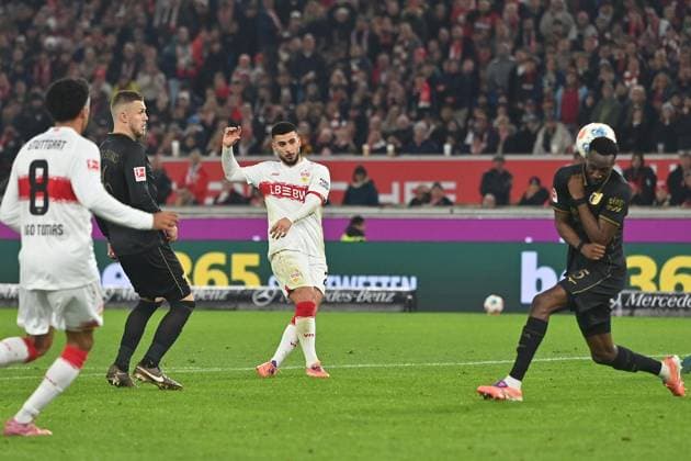 Goal Deniz UNDAV VFB Stuttgart to 3 2,Action,Goal kick, Soccer 1 Bundesliga Season 2025 2026, 10 Matchday, Matchday10 VfB Stuttgart FC Augsburg on 09 11 2025 MHP ARENA