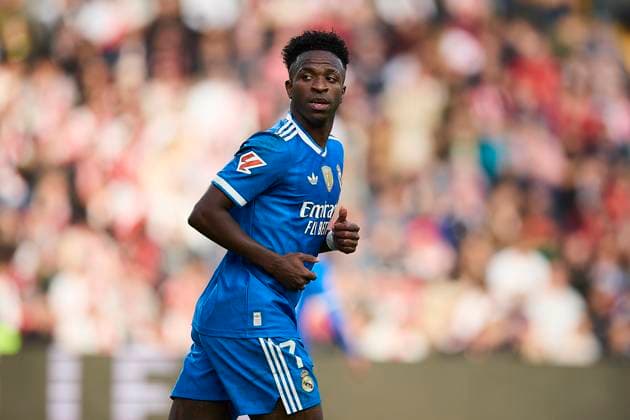 Vinicius Jr (Real Madrid CF) looks on during the LaLiga EA Sports match between Rayo Vallecano v Real Madrid at Estadio de Vallecas on November 9, 2025 in Madrid, Spain. (Photo by Manu Reino DeFodi Images) Vinicius Jr Real Madrid CF looks on during the LaLiga EA Sports match between Rayo Vallecano v Real Madrid at Estadio de Vallecas on November 9, 2025 in Madrid, Spain Photo by Manu Reino DeFodi Images