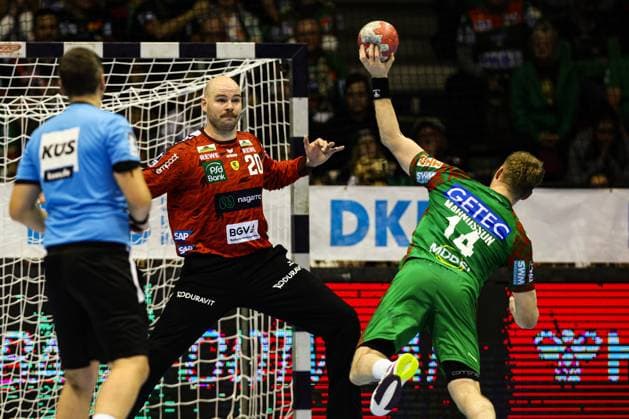 Seven-meter goalkeeper Mike Jensen Rhein Neckar Löwen,20 against Gino Steenaerts Rhein Neckar Löwen,14 Handball Bundesliga Season 2025 2026 SC Magdeburg vs Rhein Neckar Löwen at the GETEC Arena in Magdeburg Action,Handball,Germany,09 11 2025