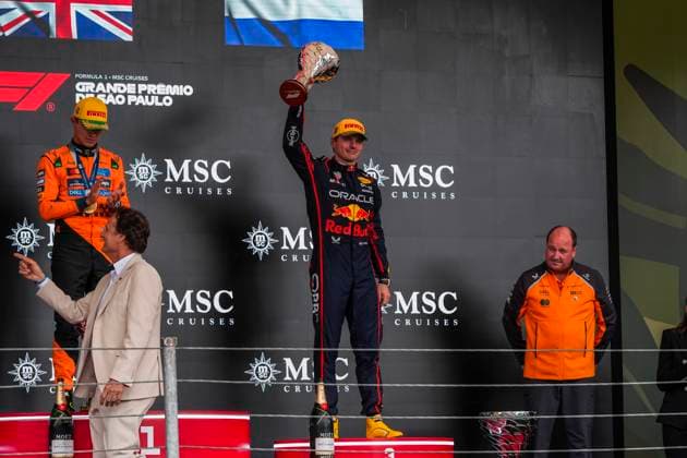 Formula 1 MSC Cruises Grande Prêmio de São Paulo 2025 Remy Midez OVERTAKE MAXPPP - São Paulo 09 11 2025 Podium third place finish for 01 VERSTAPPEN Max (nld), Oracle Red Bull Racing, portrait started from the pitlane at the Formula 1 MSC Cruises Grande Prêmio de São Paulo 2025, the 21st round of the 2025 FIA Formula 1 World Championship, WM, Weltmeisterschaft at the Autódromo José Carlos Pace in São Paulo, interlaces, Brazil, from 6 to 9 November 2025 São Paulo Brazil  Copyright: xOVERTAKE MAXPPPxRemyxMidezx OVT202511099524 OVT202511099524