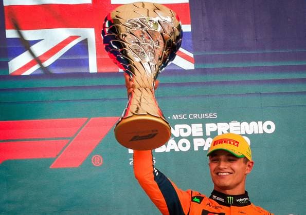 Grande Premio MSC Fórmula 1 Brasil SaO PAULO, SP - 09.11.2025: GRANDE PREMIO MSC FoRMULA 1 BRASIL - Brazilian Formula 1 Grand Prix MSC Cruises, in Sao Paulo, this Sunday (09) at the JosÃ Carlos Pace racetrack in Interlagos, south of the capital of Sao Paulo. In the photo, McLaren F1 Team driver, Lando Norris (4), winner of the Sao Paulo Brazil Grand Prix. (Photo: Aloisio Mauricio Fotoarena) x2839430x  AloisioxMauricio