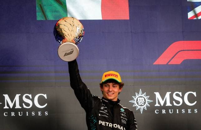 Grande Premio MSC Fórmula 1 Brasil SaO PAULO, SP - 09.11.2025: GRANDE PREMIO MSC FoRMULA 1 BRASIL - Brazilian Formula 1 Grand Prix MSC Cruises, in Sao Paulo, this Sunday (09) at the JosÃ Carlos Pace racetrack in Interlagos, south of the capital of Sao Paulo. In the photo, the Mercedes-AMG Petronas F1 Team driver, Andrea Kimi Antonelli (12), second place in the Sao Paulo Brazil Grand Prix. (Photo: Aloisio Mauricio Fotoarena) x2839431x  AloisioxMauricio