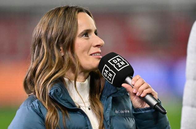 DAZN Presenter Reporter Christina Rann in Interview Microphone Micro Logo VfB Stuttgart vs FC Augsburg FCA 09 11 2025 DFL REGULATIONS PROHIBIT ANY USE OF PHOTOGRAPHS AS IMAGE SEQUENCES AND OR QUASI VIDEO VfB Stuttgart vs FC Augsburg FCA