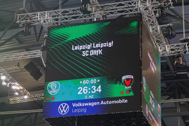 Scoreboard, Final score 26 34, SC DHfK Leipzig vs Fuechse Berlin, Handball, 1 Bundesliga, Matchday 11, Season 2025 2026, 09 11 2025, SC DHfK Leipzig vs Fuechse Berlin, Handball, 1 Bundesliga, Matchday 11, Season 2025 2026, 09 11 2025 Leipzig Copyright: xEibner-Pressefoto LauraxRoemerx EP_LRR