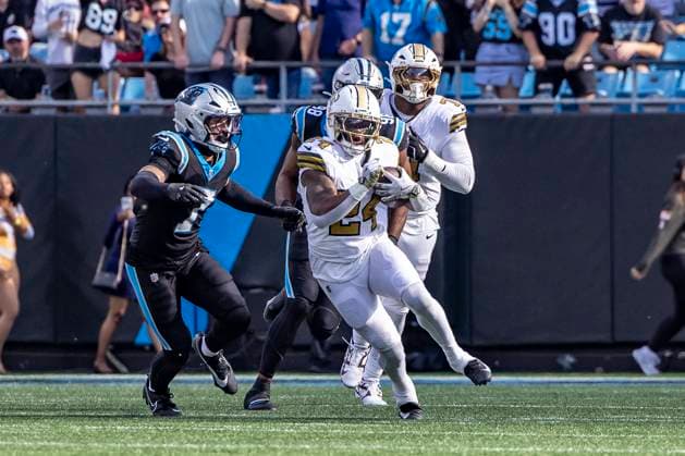 November 9, 2025, Charlotte, North Carolina, U.S: October 12, 2025, Charlotte, North Carolina, USA: New Orleans Saints running back Devin Neal (24) during the first half of the game at Bank of America Stadium. Charlotte U.S - ZUMAw123 20251109_fap_w123_001 Copyright: xJasonxWallex
