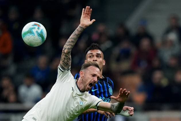 Inter MilanÕs Lautaro Martinez during the Serie A soccer match between Inter and Lazio at the San Siro Stadium in Milan , north Italy - Sunday , November 09 , 2025. - Soccer .  Copyright: xSpada LaPressex