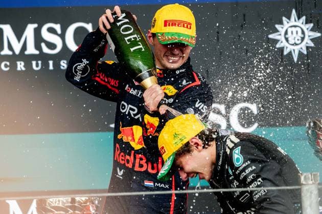 F1 - SAO PAULO GRAND PRIX 2025 VERSTAPPEN Max (ned), Red Bull Racing RB21, portrait KIMI ANTONELLI Andrea (ita), Mercedes AMG F1 Team W16, portrait PODIUM during the 2025 Formula 1 Grande Premio de Sao Paulo, 2025 Sao Paulo Grand Prix, 21th round of the 2025 FIA Formula One World Championship, WM, Weltmeisterschaft from November 7 to 9, 2025 on the Interlagos, in Sao Paulo, Brazil - Sao PauloBrazil Copyright: xALBERTOxVIMERCATIx