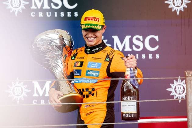 F1 - SAO PAULO GRAND PRIX 2025 NORRIS Lando (gbr), McLaren F1 Team MCL39, portrait PODIUM during the 2025 Formula 1 Grande Premio de Sao Paulo, 2025 Sao Paulo Grand Prix, 21th round of the 2025 FIA Formula One World Championship, WM, Weltmeisterschaft from November 7 to 9, 2025 on the Interlagos, in Sao Paulo, Brazil - Sao PauloBrazil  Copyright: xALBERTOxVIMERCATIx