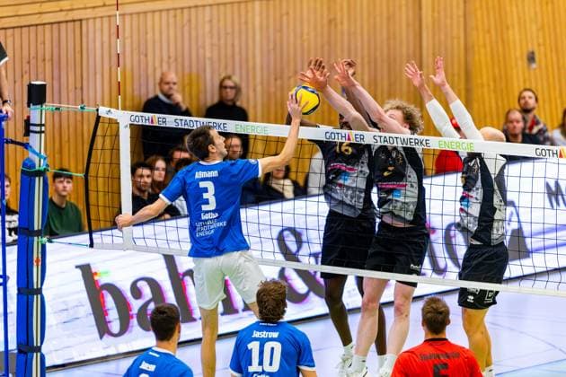 09 11 2025, GER, Volleyball, Season 2025 2026, Men, DVV Cup, Round of 16, Blue Volleys Gotha Barock Volleys MTV Ludwigsburg Christoph Assmann Blue Volleys Gotha 99867 Gotha Sporthalle Sportanlage Ernesti Thüringen Germany