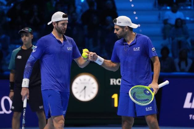 Andrea Vavassori and Simone Bolelli (Italy) during the match againts Julian Cash and Lloyd Glasspool (Greath Britain) during Nitto ATP, Tennis Herren Finals 2025, International Tennis match in Turin, Italy, November 09 2025  Copyright: xClaudioxBenedetto IPAxSportx xipa-agency.netx xx IPA_67763789 IPA_Agency_IPA67763789