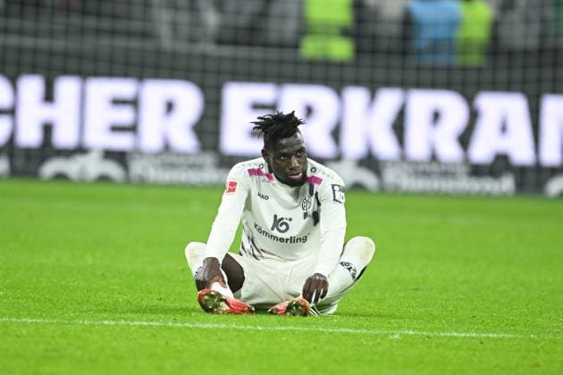 Danny da Costa 1 FSV Mainz 05, 21 is disappointed, GER, Eintracht Frankfurt vs 1 FSV Mainz 05 Football, 1 Bundesliga, Matchday 10, Season 2025 2026, 09 11 2025 DFL REGULATIONS PROHIBIT ANY USE OF PHOTOGRAPHS AS IMAGE SEQUENCES AND OR QUASI VIDEO GER, Eintracht Frankfurt vs 1 FSV Mainz 05 Football, 1 Bundesliga, Matchday 10, Season 2025 2026, 09 11 2025 Frankfurt am Main Copyright: xEibner-Pressefoto FlorianxWiegandx EP_FWD