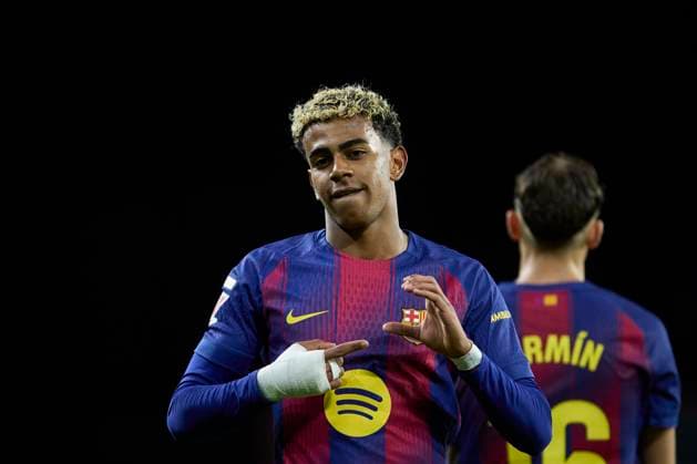 RC Celta de Vigo v FC Barcelona, Barca - LaLiga EA Sports VIGO, SPAIN - NOVEMBER 9: Lamine Yamal of FC Barcelona celebrates after scoring his team s third goal during to the LaLiga EA Sports match between RC Celta de Vigo and FC Barcelona at Abanca Balaidos stadium on November 9, 2025 in Vigo, Spain. (Photo by Diego Simon Photo Players Images Magara Press) Vigo Abanca Balaidos Stadium Spain Copyright: xDiegoxSimonx