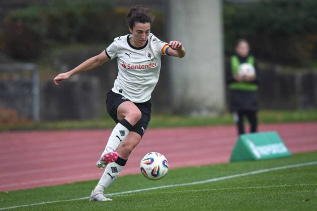 Germany, Football, 2 Womens Bundesliga, Matchday 10, 2025 2026, Borussia Mönchengladbach vs FC Ingolstadt 04, 09 11 2025, Grenzlandstadion, Mönchengladbach, Germany, Kristina Bartsch Borussia Mönchengladbach, 22 Copyright: xMarkusxVerwimpx
