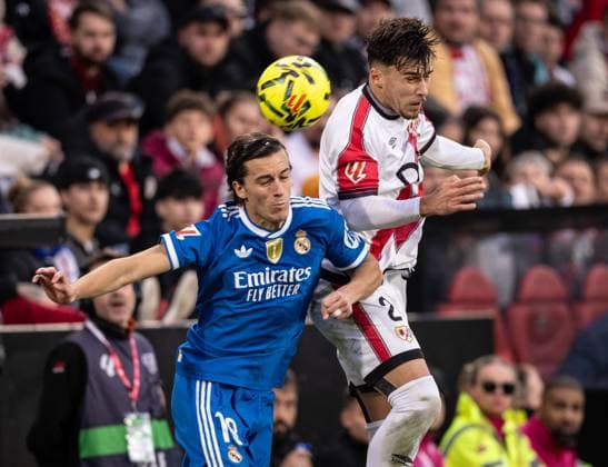 Rayo Vallecano x Real Madrid Vini Jr (Real Madrid) in action during the game against Rayo Vallecano valid for La Liga at the Vallecas stadium, in Madrid, today November 9, 2025. Copyright: xx 0L3A5437