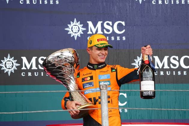 F1 - SAO PAULO GRAND PRIX 2025 podium NORRIS Lando (gbr), McLaren F1 Team MCL39, portrait during the 2025 Formula 1 Grande Premio de Sao Paulo, 2025 Sao Paulo Grand Prix, 21th round of the 2025 FIA Formula One World Championship, WM, Weltmeisterschaft from November 7 to 9, 2025 on the Interlagos, in Sao Paulo, Brazil - Sao PauloBrazil  Copyright: xANTONINxVINCENTx