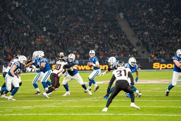 Germany, American Football, NFL, Week 10, 2025 2026, Indianapolis Colts Atlanta Falcons on 09 11 in Berlin Olympiastadion Daniel Jones QB, Indianapolis Colts Copyright: xSvenxHeidmannx