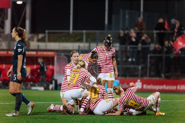 09 11 25, Women, Soccer, 1 BL, Season 2025 2026, 1 FC Köln TSG 1899 Hoffenheim, 10 Matchday Celebration over goal to 1 0 by Pauline Bremer 11 1 FC Köln at the ground Cologne Franz Kremer Stadium NRW Germany